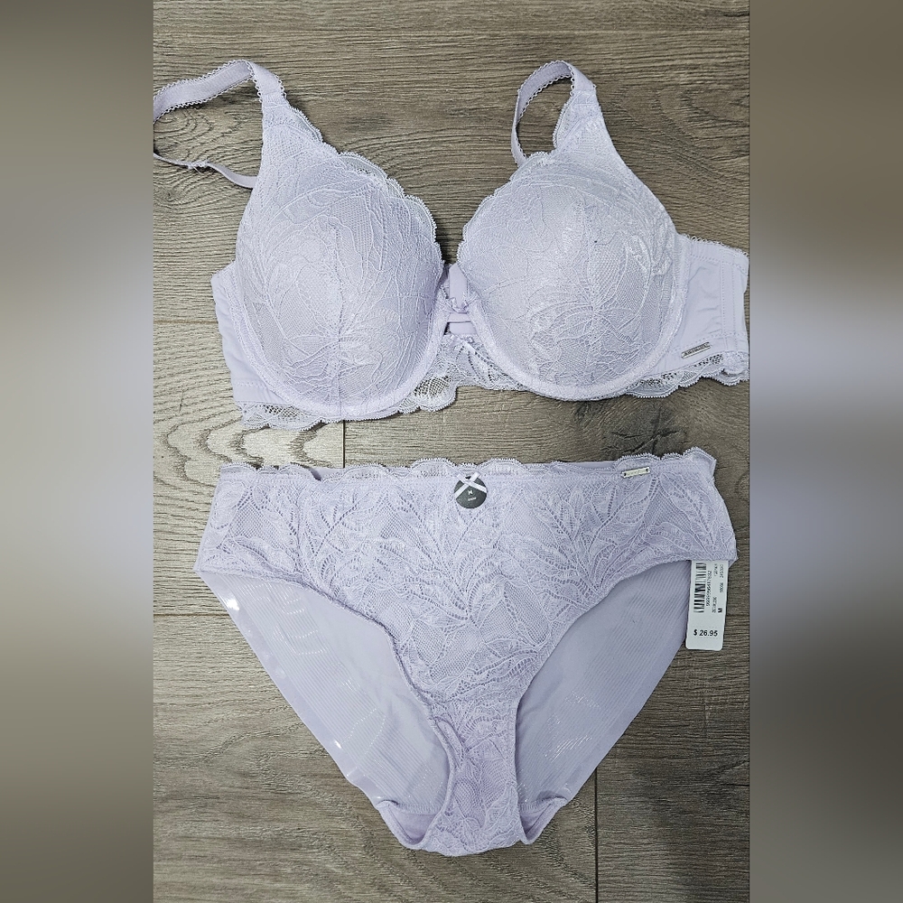 Bra and panty set